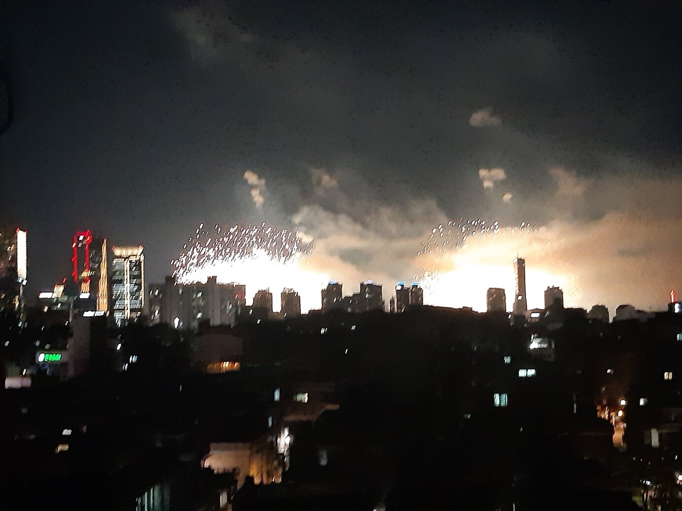 i1961343102.jpg
