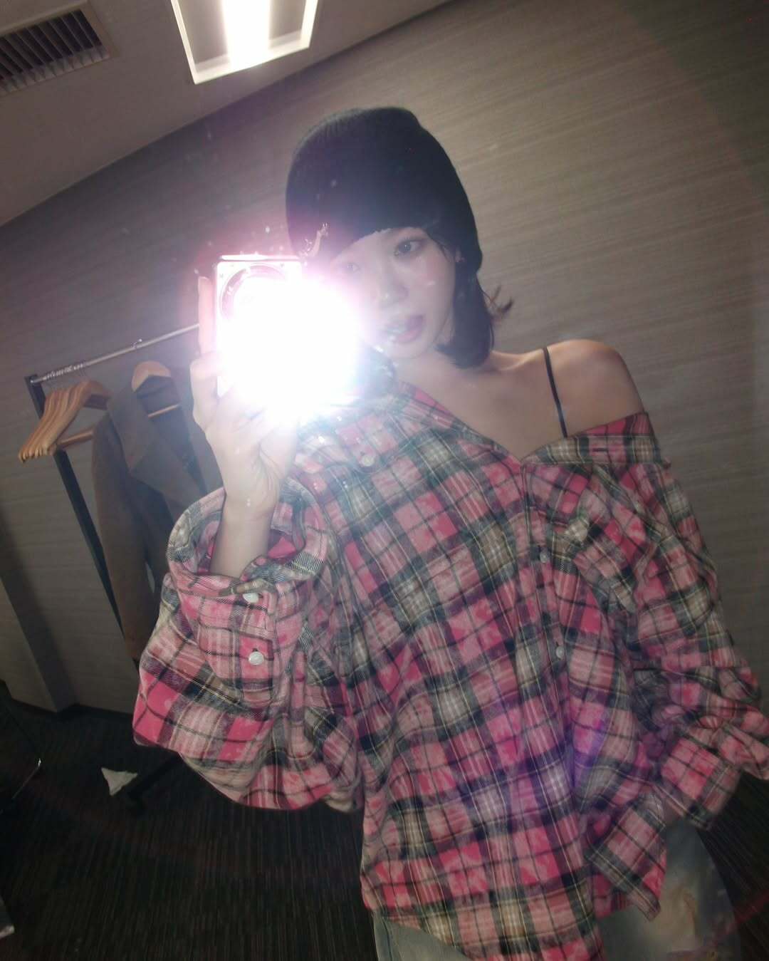 i1250935193.jpg