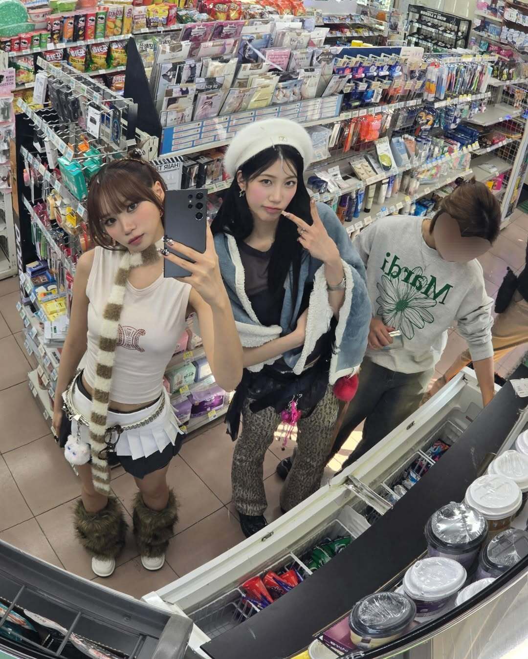 i1349749479.jpg