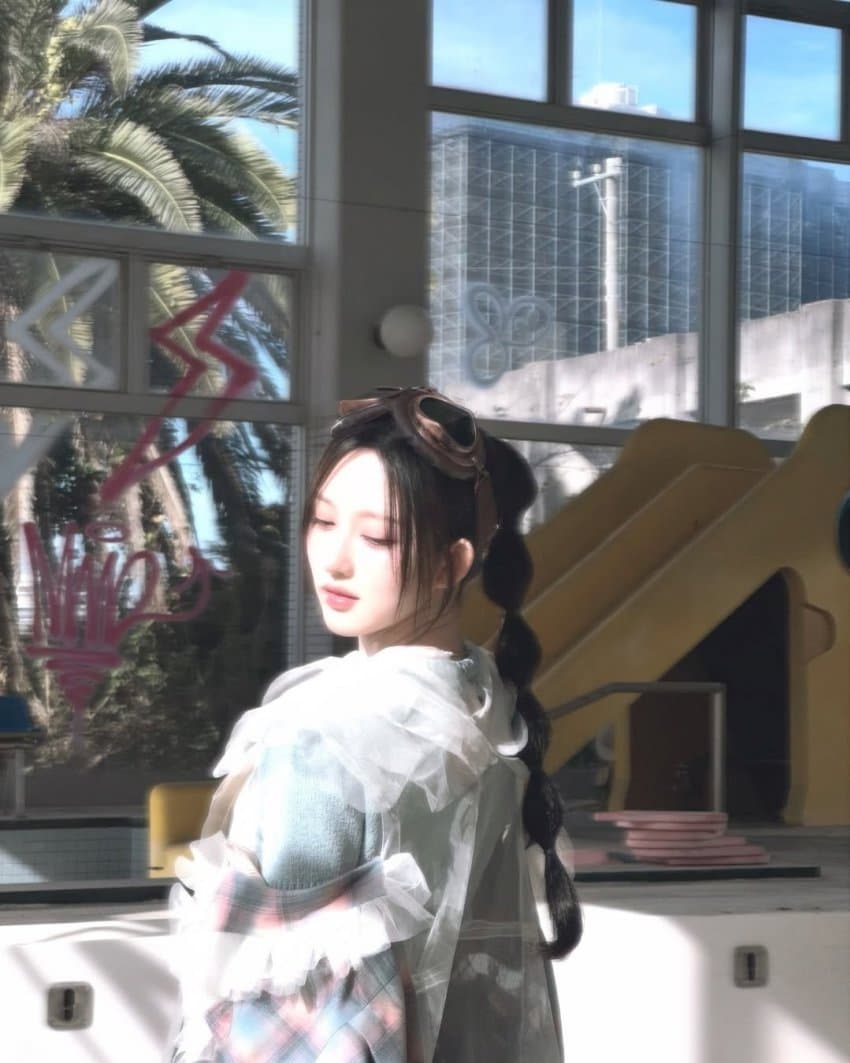 i1880236963.jpg
