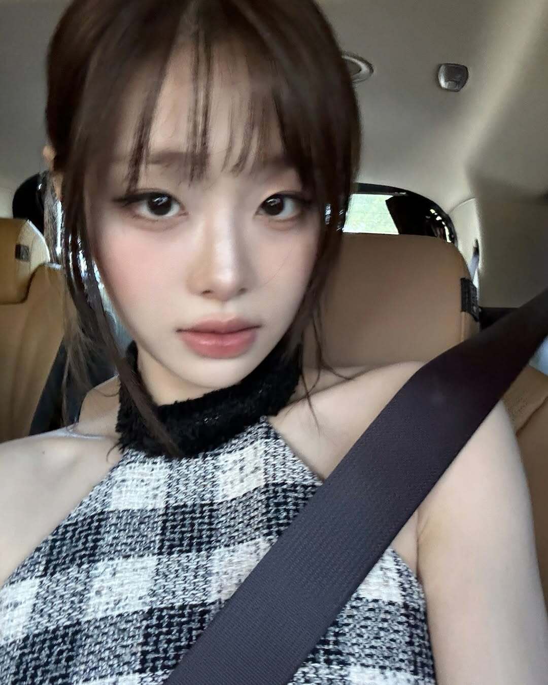 i1899614053.jpg