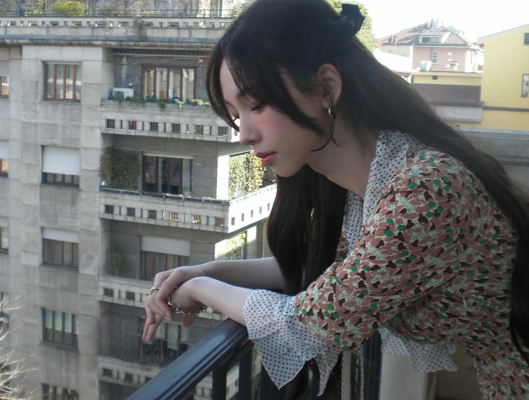 i1965961615.jpg