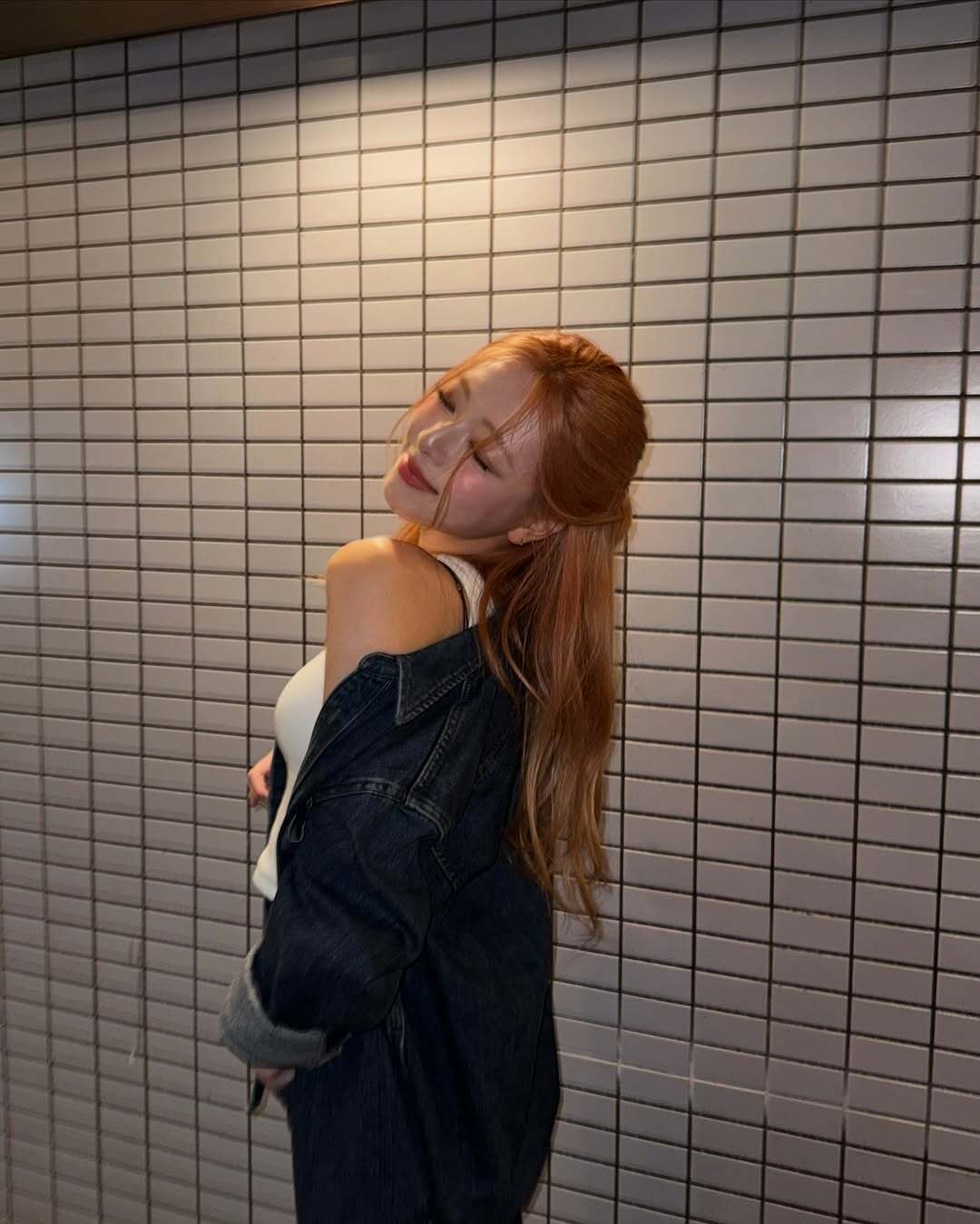 i1987816786.jpg